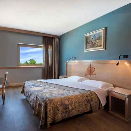 Grand Continental Hotel