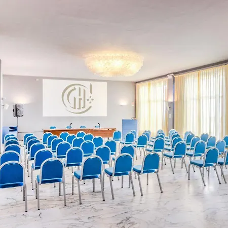 Hotel Grand Continental Tirrenia