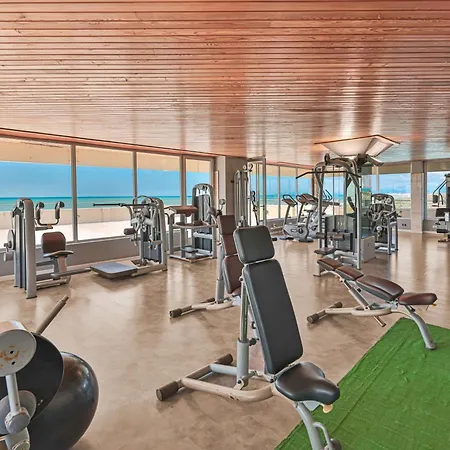 Hotel Grand Continental Tirrenia