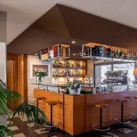 Grand Continental 4*