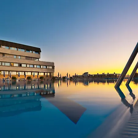 Hotel Grand Continental Tirrenia