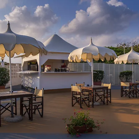 Grand Continental Hotel
