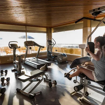 Grand Continental Hotel 4*