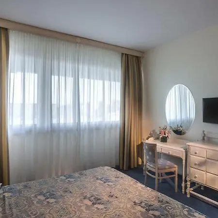 Grand Continental 4* Tirrenia