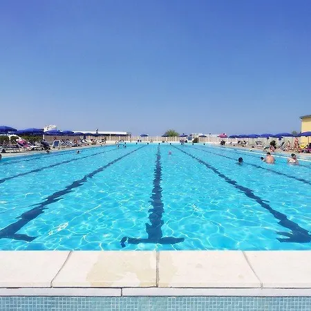 Hotel Grand Continental 4*