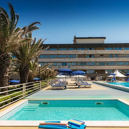 Grand Continental Hotel Tirrenia