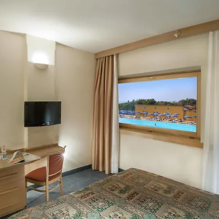 Hotel Grand Continental