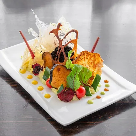 Hotel Grand Continental 4*